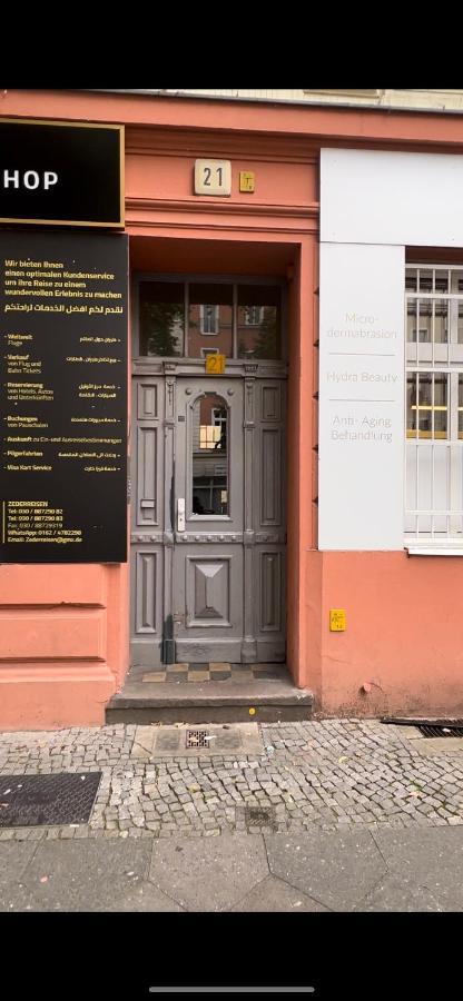 Apartment Berlin Hauptbahnhof: Family-Friendly Group Stay for 8 Exterior photo